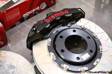 Toyota Revo Brembo GT6 Black 380mm